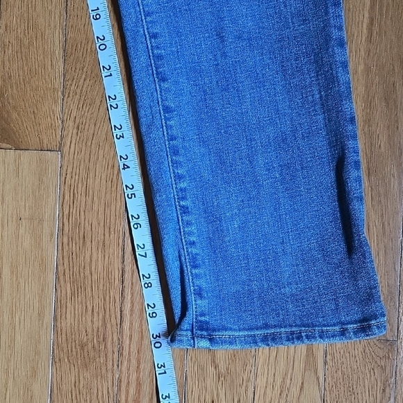Levi's 724 High Rise Straight Leg  Size 30 - Picture 3 of 8